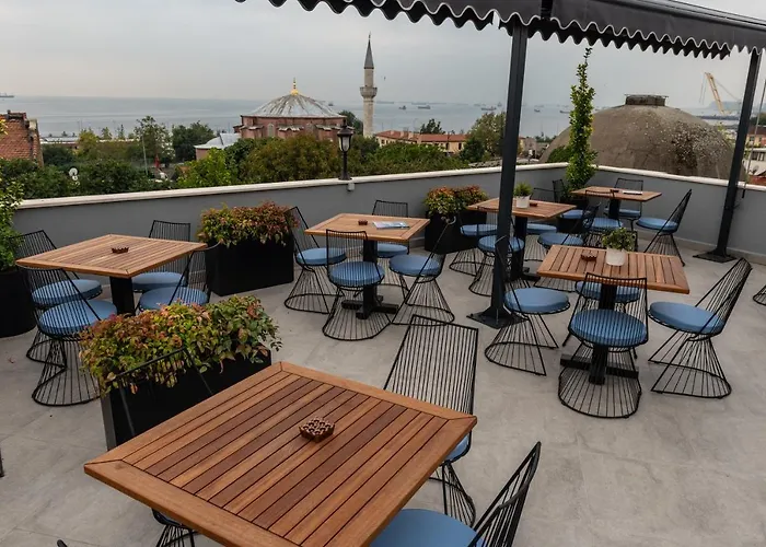 Ξενοδοχείο Bram