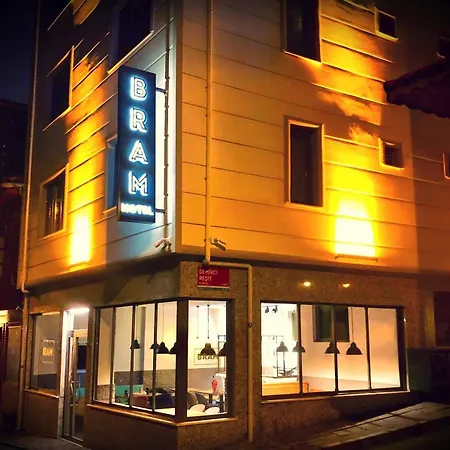 Bram Hotel 3*
